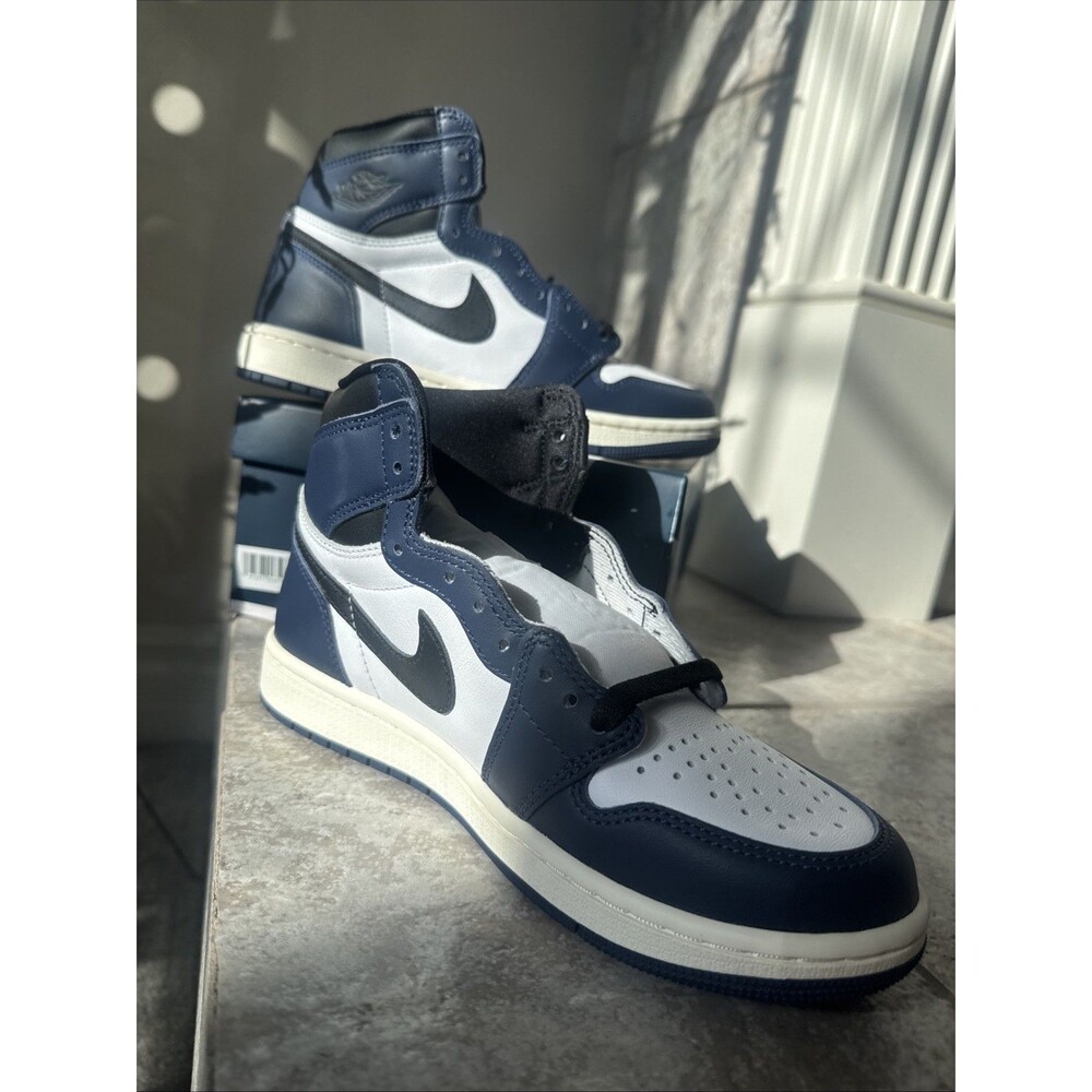 Air Jordan 1 Retro High OG Midnight Navy/Black-White-Sail DZ5485-401 Size 6 Men - Picture 4 of 9